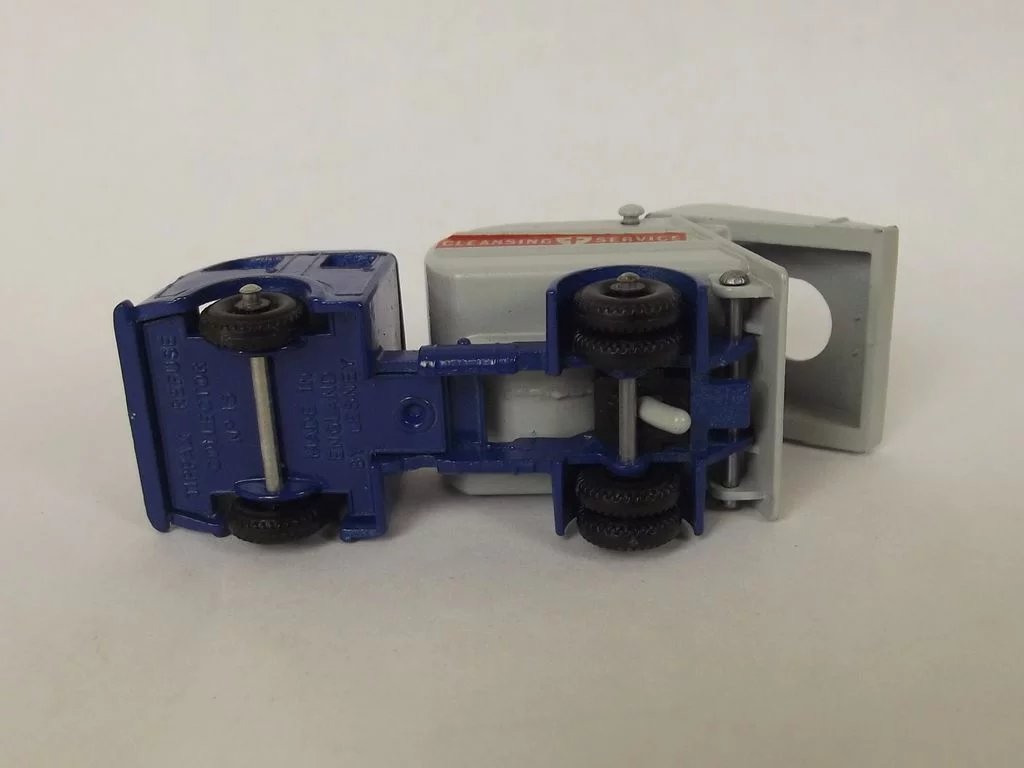 Vintage Matchbox Lesney No 15 Tippax Refuse Truck, Boxed - Image 6