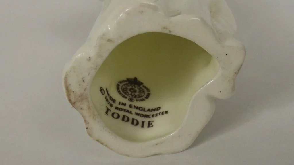 Vintage Royal Worcester Toddie Candle Snuffer Figurine, 1976 - Image 6