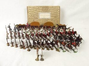 Vintage Tin Flat "Battle of Vittoria", Tinplate 72 Piece Soldiers