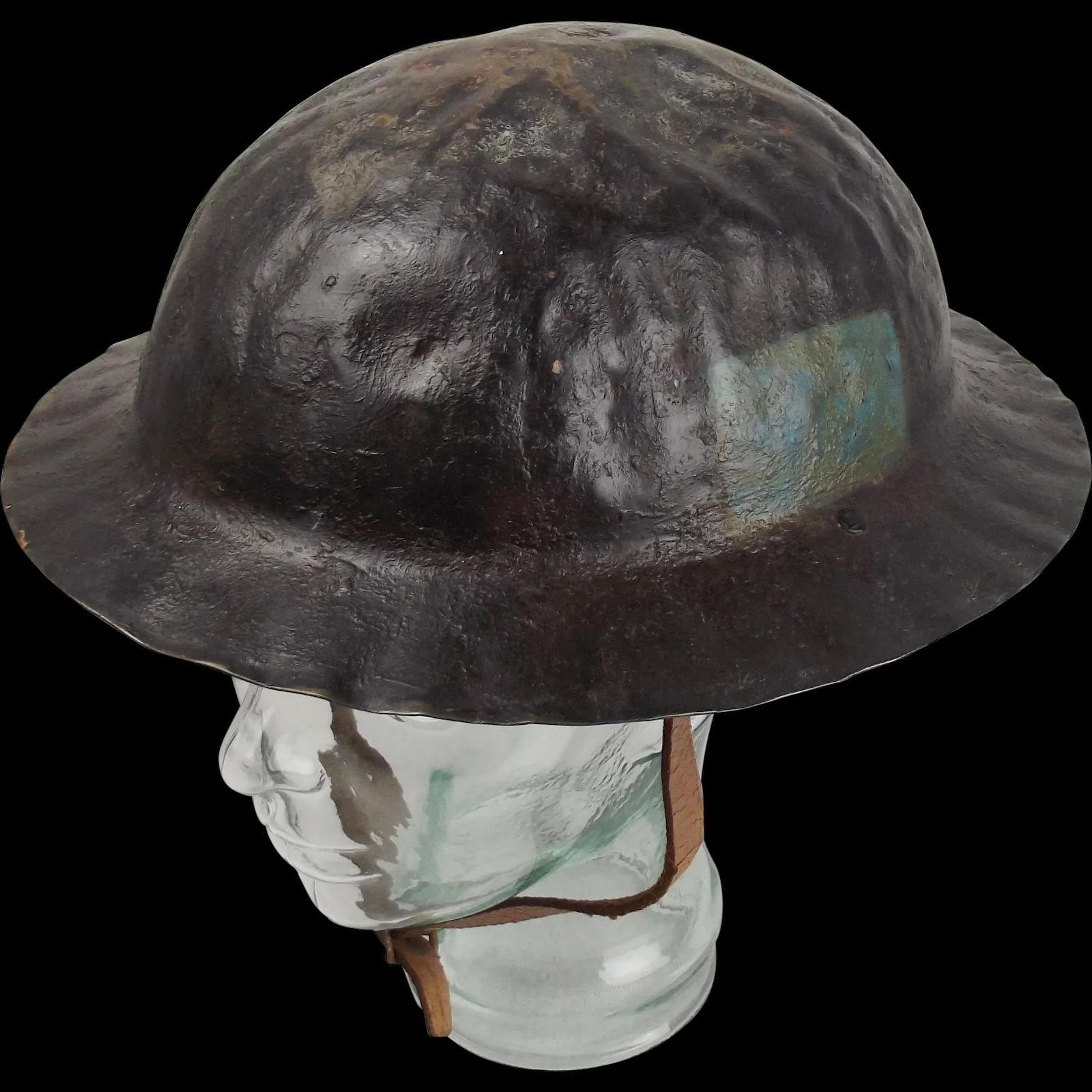 WW1 1st Pattern 4th Canadian Division Brodie Helmet c1917