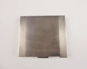 WW2 Presentation Ladies Silver Compact