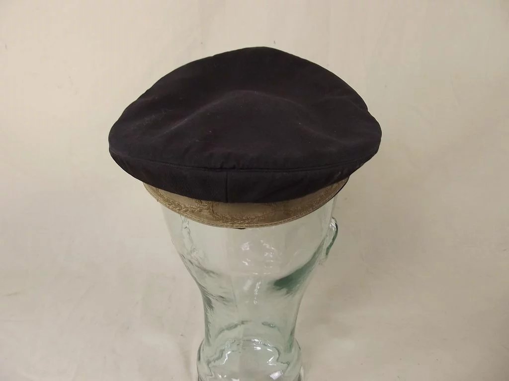 WWII Italian Army Officer’s Visor Cap 60th Line Inf. Regiment - Image 5