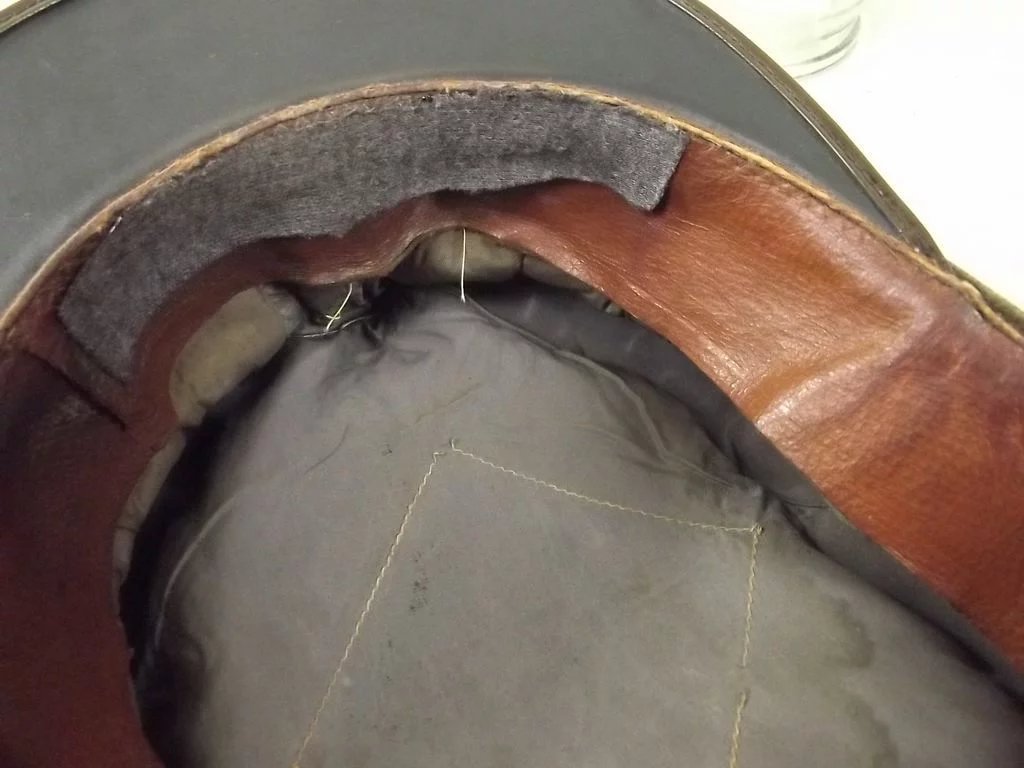 WWII Italian Army Officer’s Visor Cap 60th Line Inf. Regiment - Image 9
