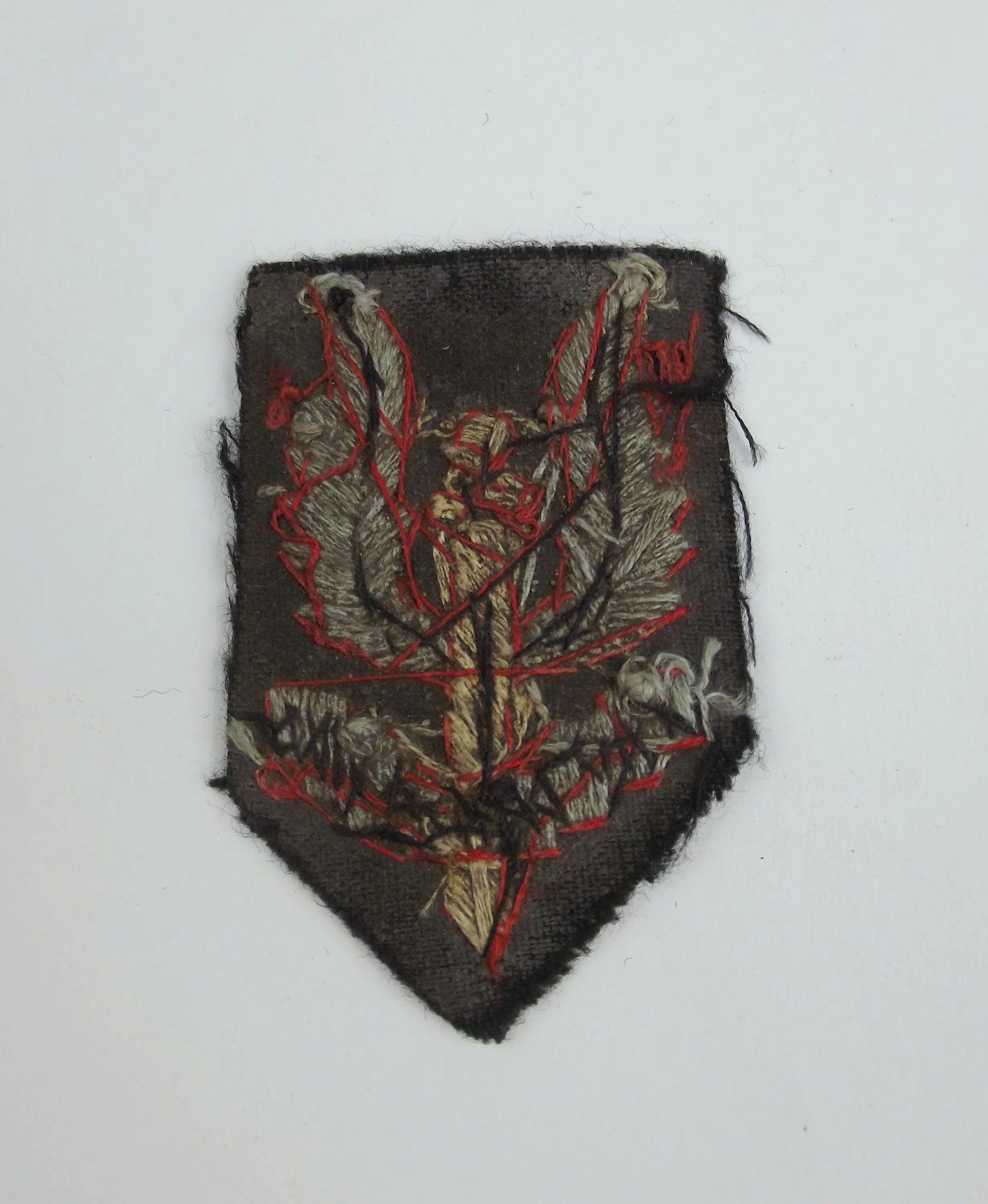World War 2 SAS Cap Badge - Image 5
