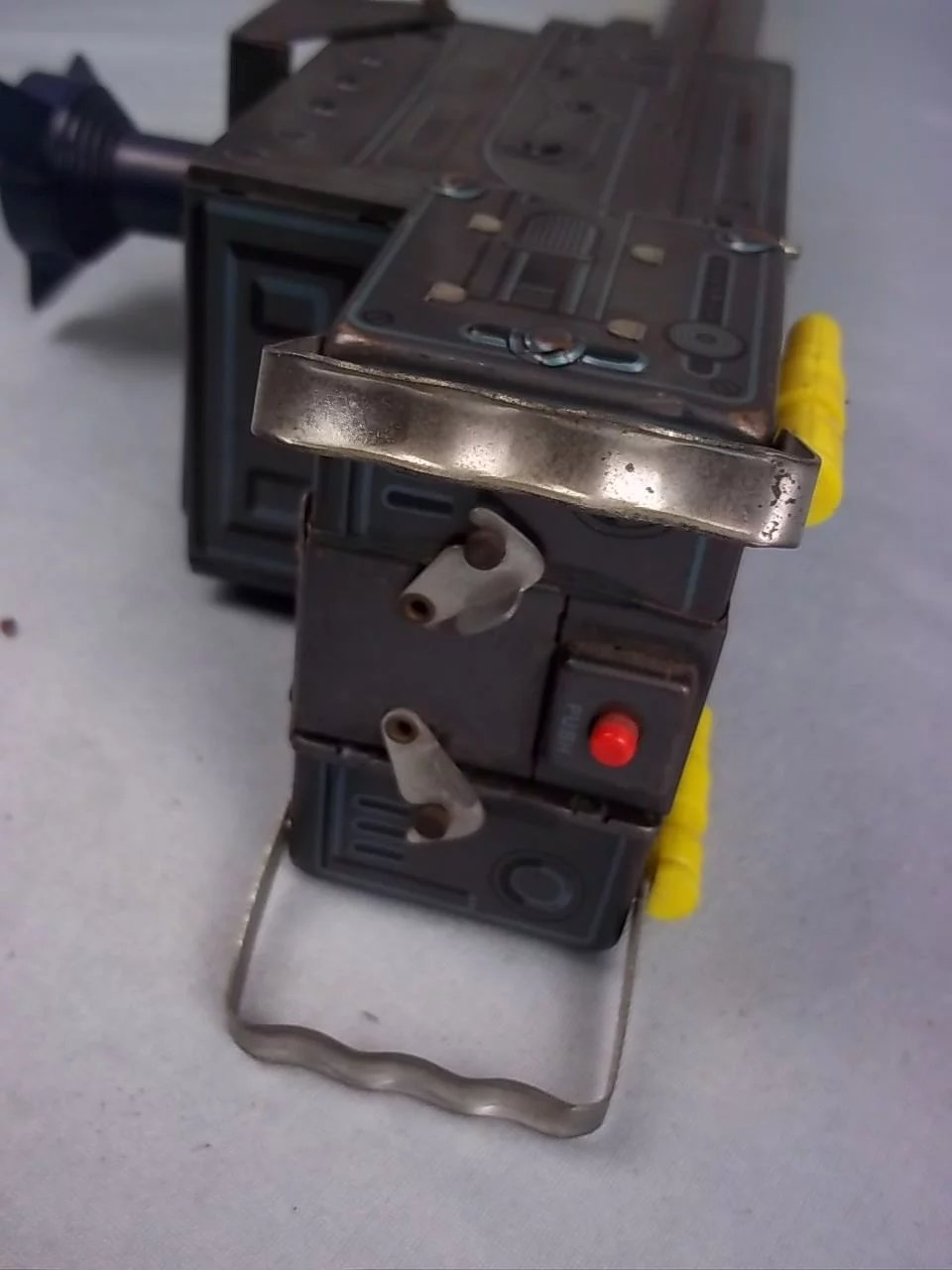 c.1960's Japanese Modern Toys Tinplate Battery Operated Toy Machine Gun - Image 5