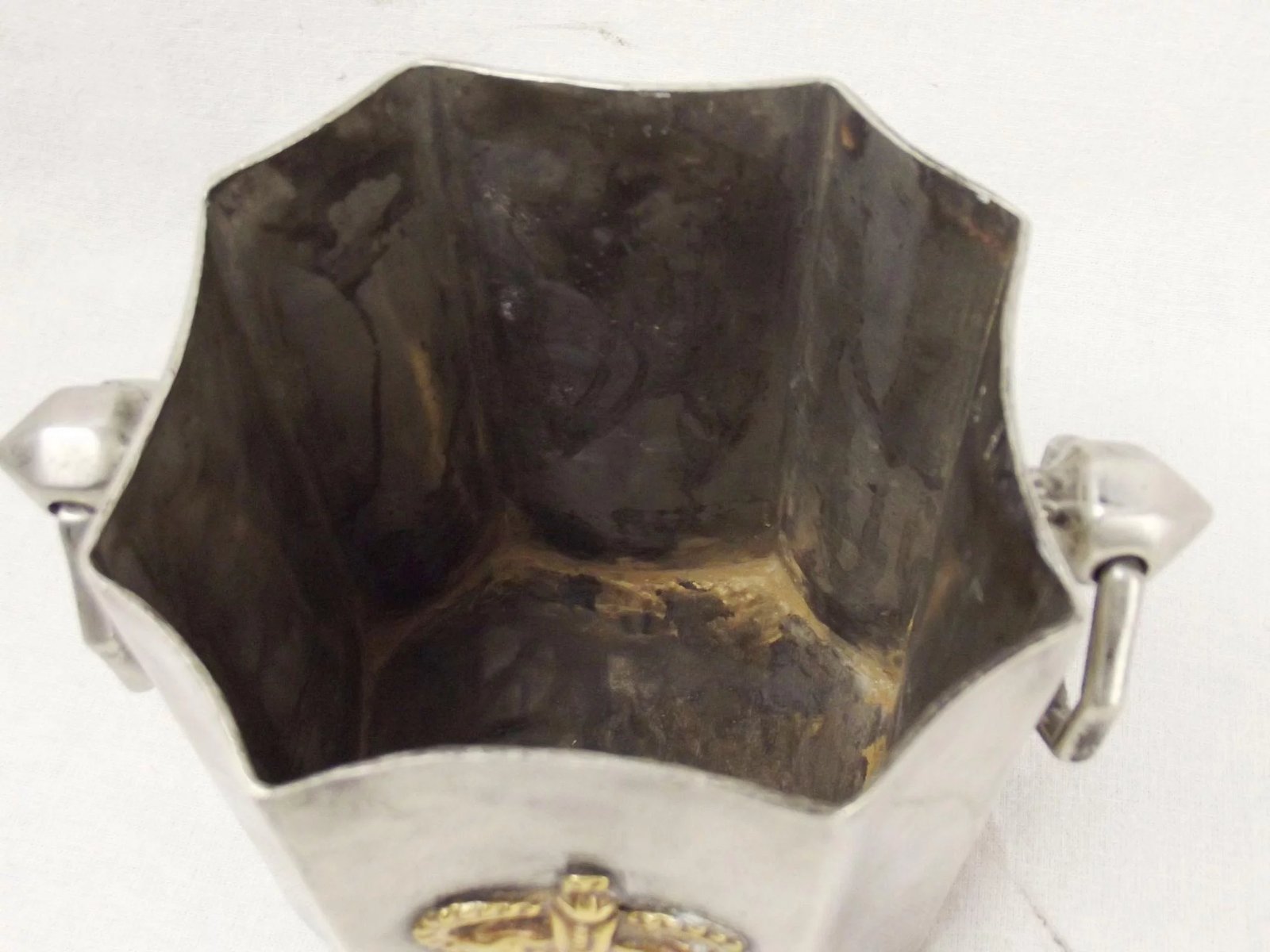 c1830 White Metal Lidded Tobacco Jar With Kings Crow Motif - Image 5
