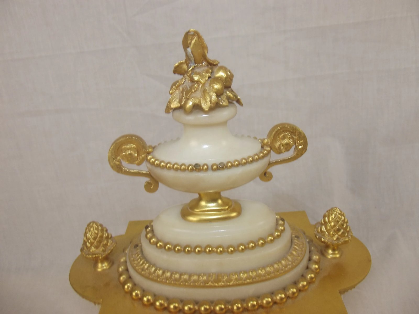 c1880 Striking French Ormolu And White Marble Mantle Clock - Image 12