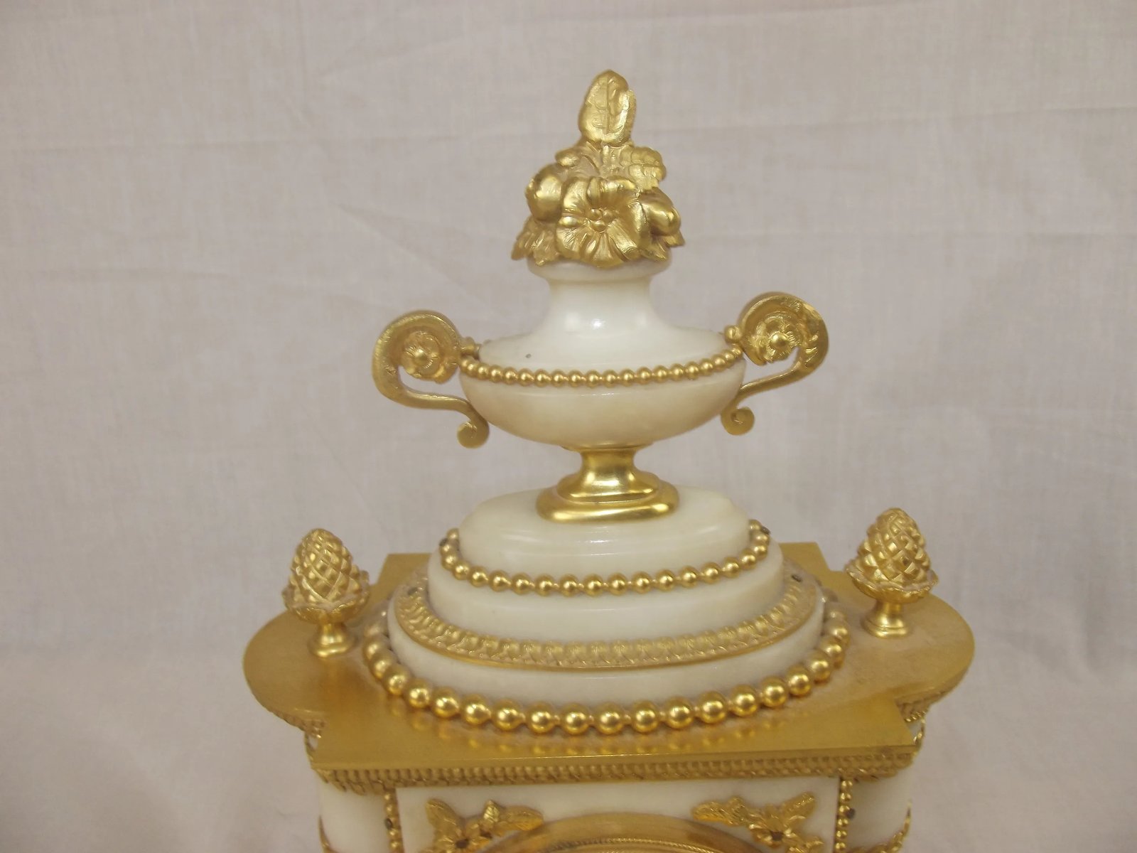 c1880 Striking French Ormolu And White Marble Mantle Clock - Image 13