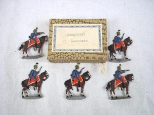 c1900/20 Hungarian Hussars Vintage Tin Flats 5 Pieces. Boxed