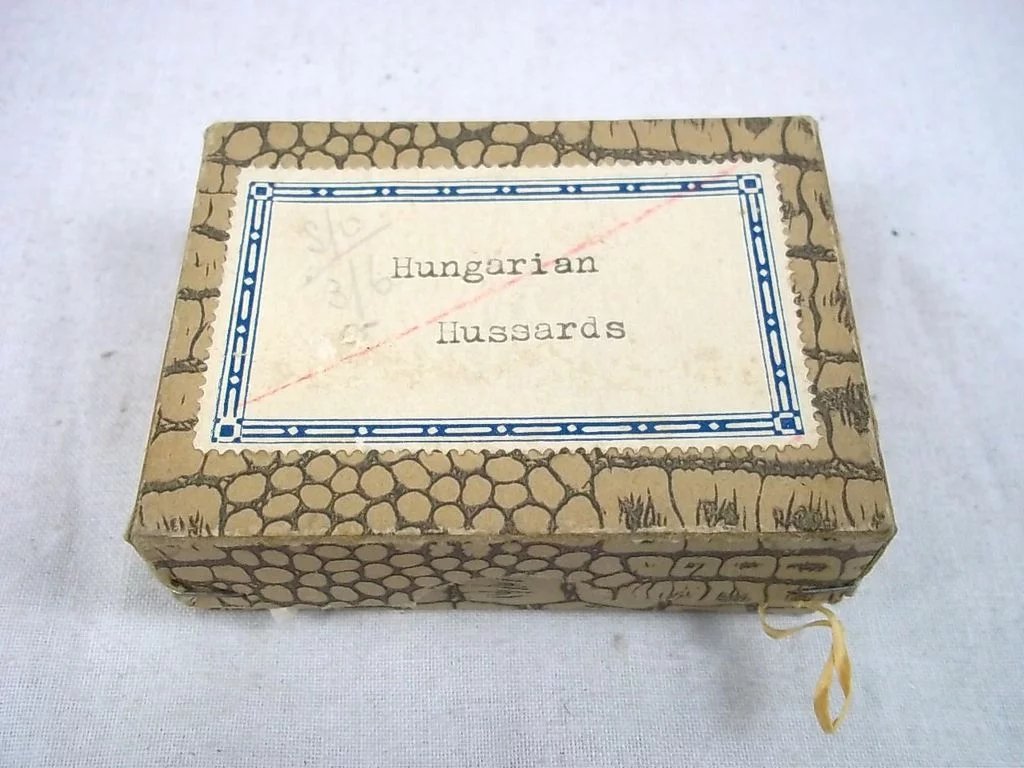 c1900/20 Hungarian Hussars Vintage Tin Flats 5 Pieces. Boxed - Image 4