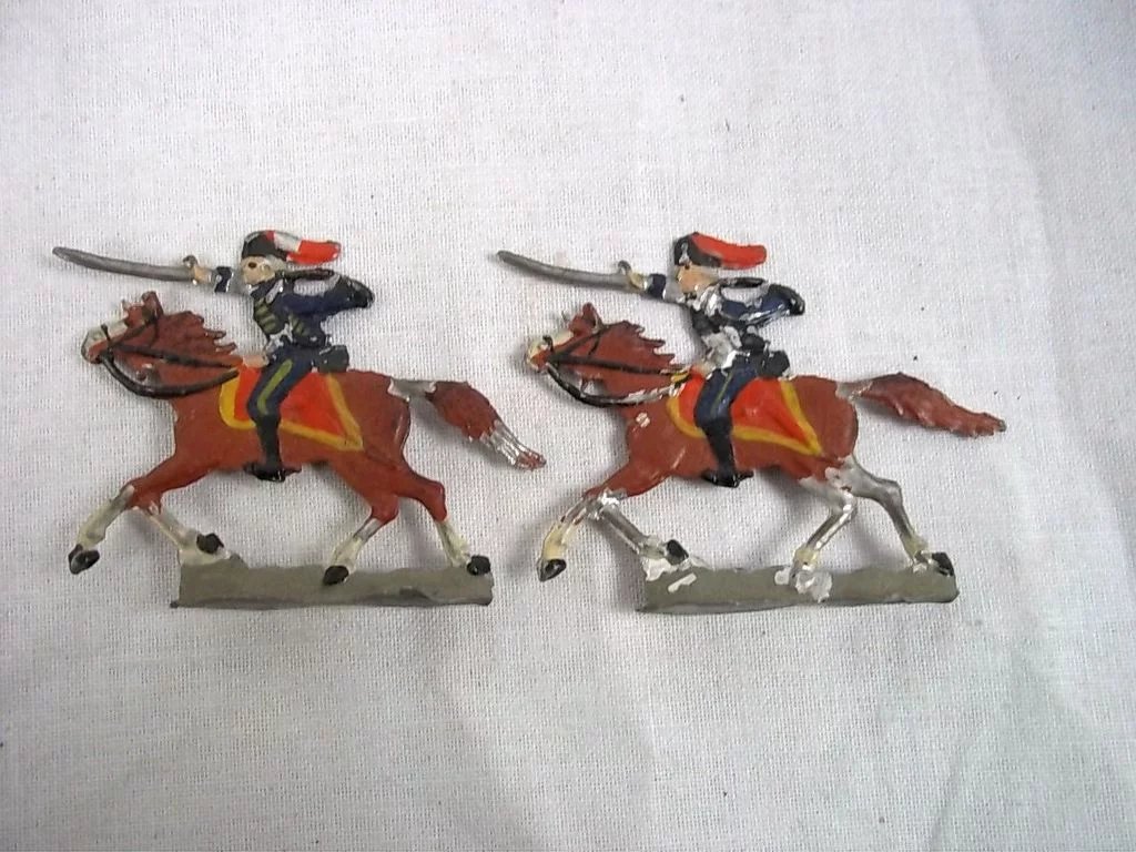 c1900/20 Maria Theresia Hussars Vintage Tin Flats 10 Pieces. Boxed - Image 2