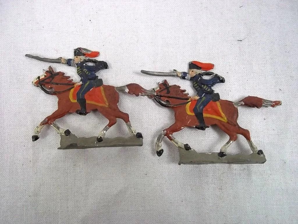 c1900/20 Maria Theresia Hussars Vintage Tin Flats 10 Pieces. Boxed - Image 4