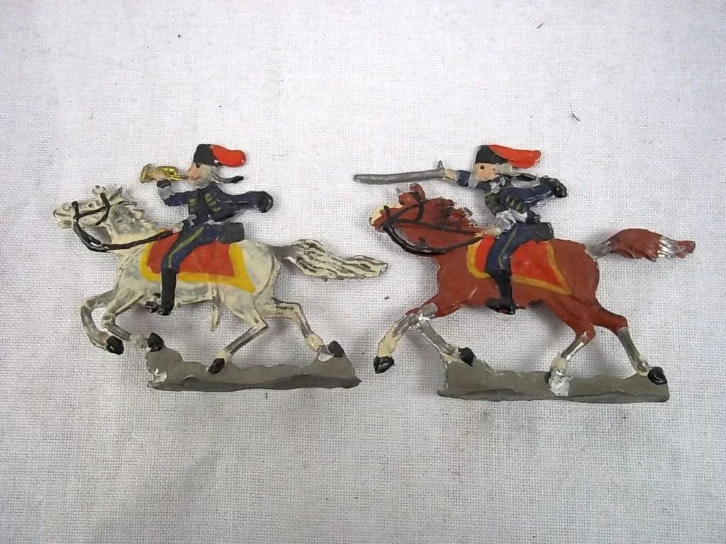 c1900/20 Maria Theresia Hussars Vintage Tin Flats 10 Pieces. Boxed - Image 5