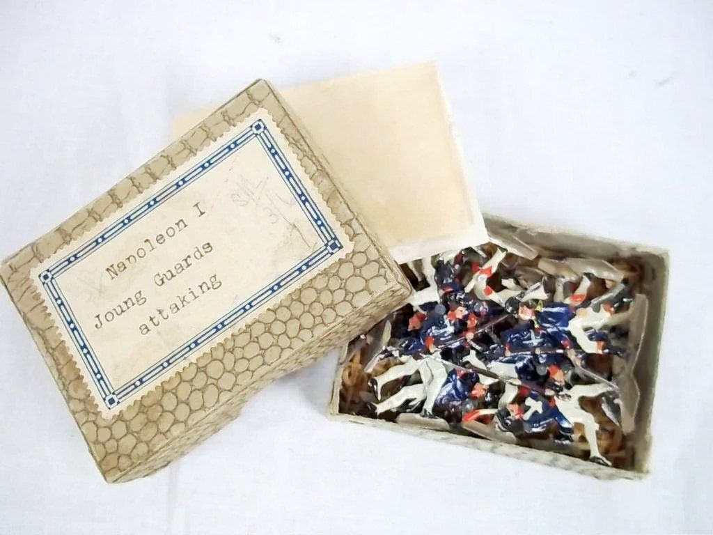 c1900/20 Napoleon 1 French Young Guards Attacking Vintage Tin/Lead Flats Boxed - Image 6