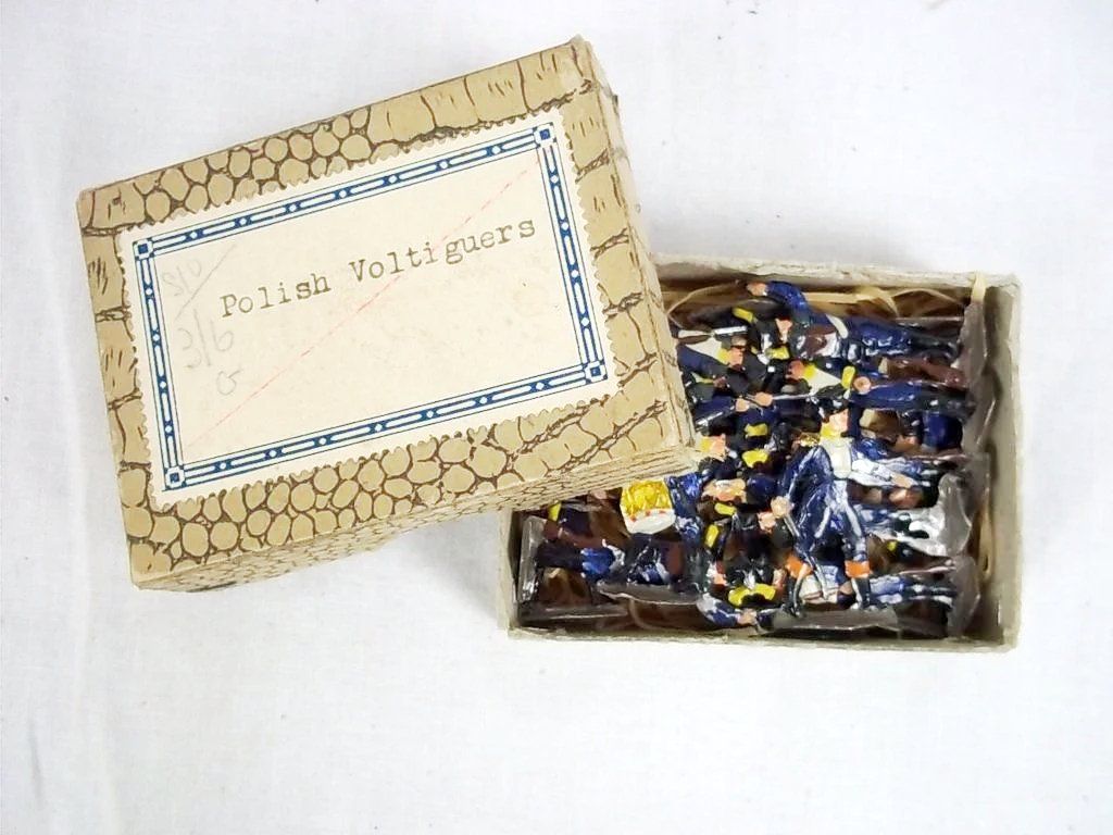 c1900/20 Polish Voltiguers Vintage Tin Flats 20 Pieces. Boxed - Image 2