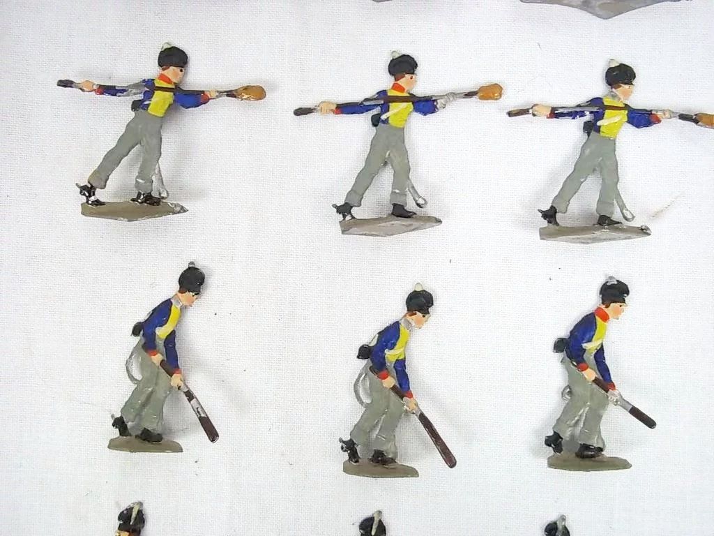 c1900/20 Royal Horse Artillery Vintage Tin/Lead Flats 18 Pieces. Boxed - Image 5