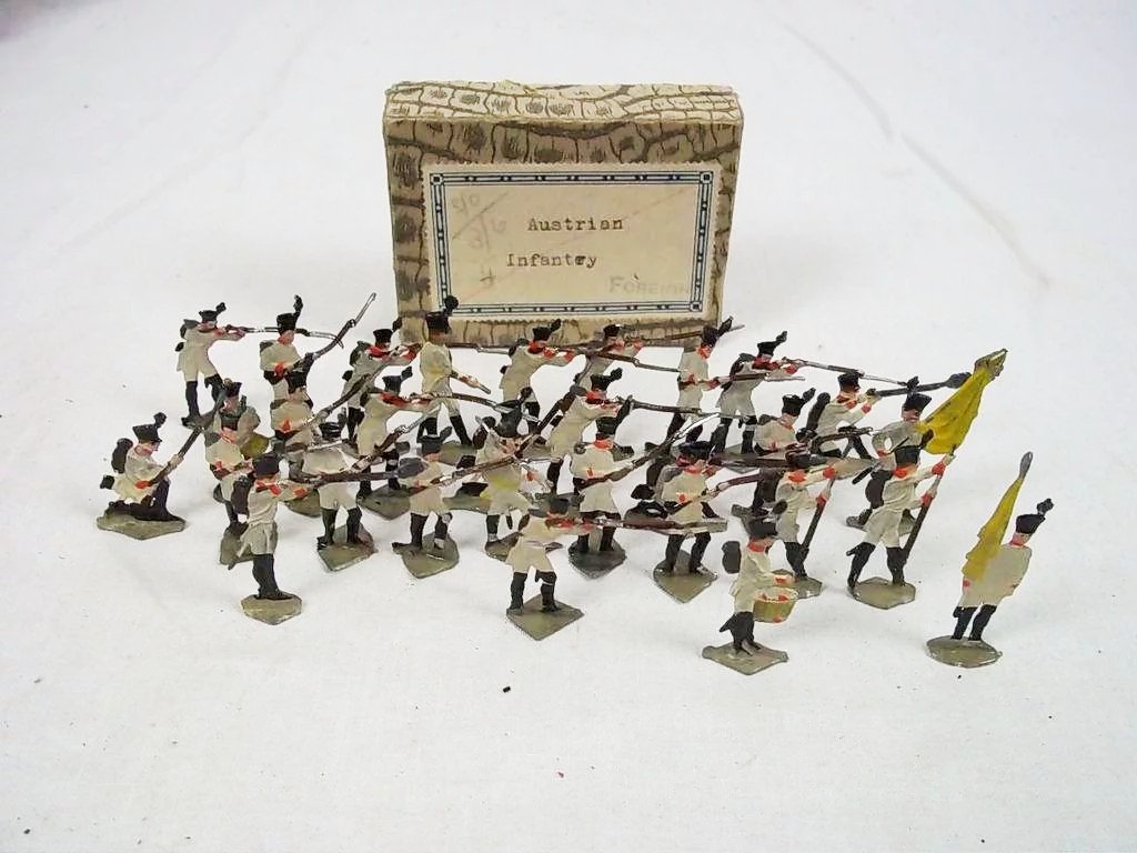 c1900/20 "Austrian Infantry" Vintage Tin Flats 30 Pieces. Boxed