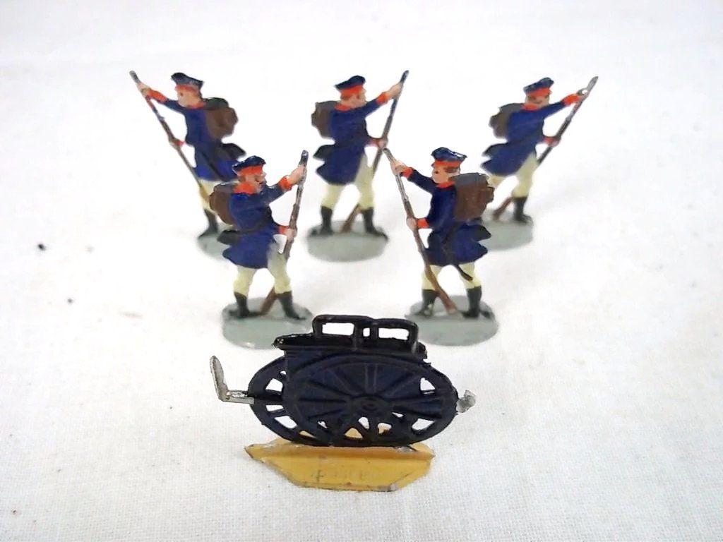 c1900/20 "Austrian Infantry" Vintage Tin Flats 19 Pieces. Boxed - Image 5
