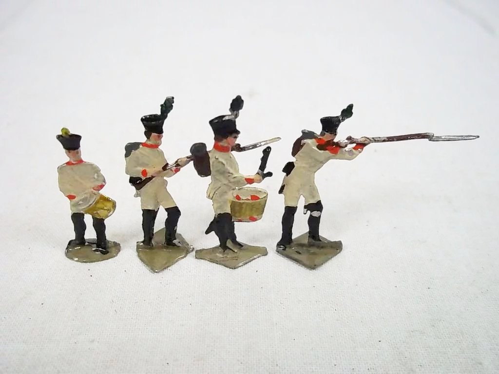 c1900/20 "Austrian Infantry" Vintage Tin Flats 30 Pieces. Boxed - Image 5