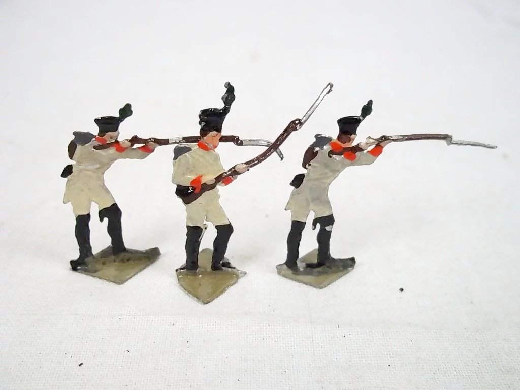 c1900/20 "Austrian Infantry" Vintage Tin Flats 30 Pieces. Boxed - Image 2
