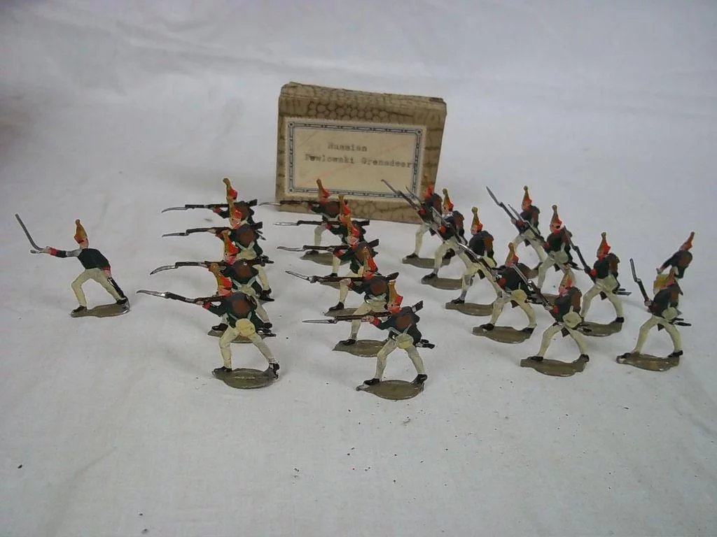 c1900/20 "Russian Pawlowski Grenadeer" Vintage Tin Flats 20 Pieces. Boxed - Image 2