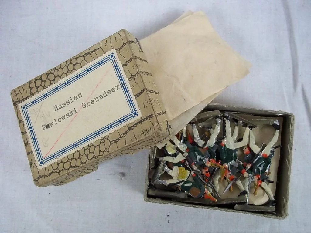 c1900/20 "Russian Pawlowski Grenadeer" Vintage Tin Flats 20 Pieces. Boxed - Image 3