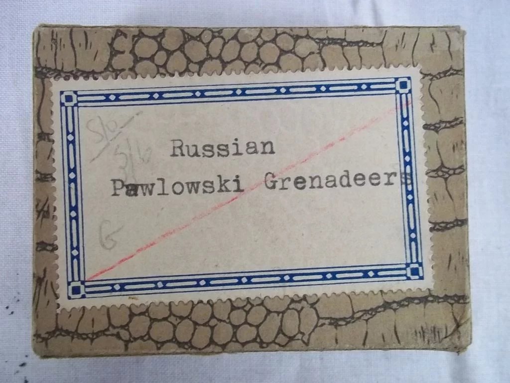 c1900/20 "Russian Pawlowski Grenadeer" Vintage Tin Flats 20 Pieces. Boxed - Image 4