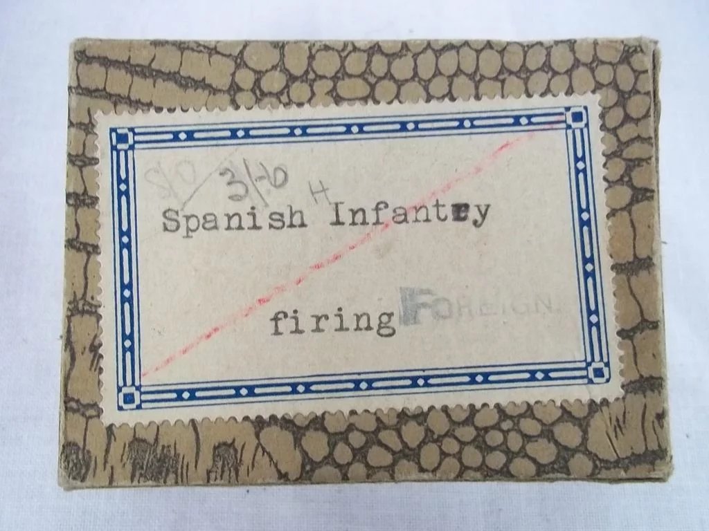 c1900/20 "Spanish Infantry Firing" Vintage Tin/Lead Flats 20 Pieces. Boxed - Image 3