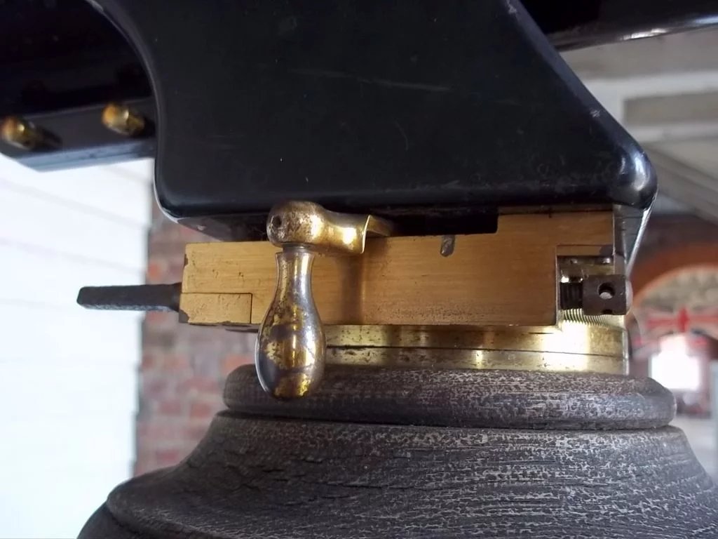 c1910 Brass Wray Broadhurst Clarkson & Company Telescope, Cased With Tripod - Image 8