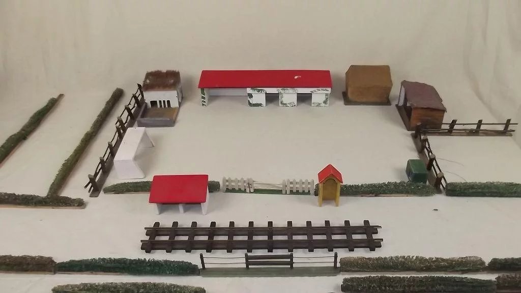 c1950 Farm Model, Made in Britain - Image 2