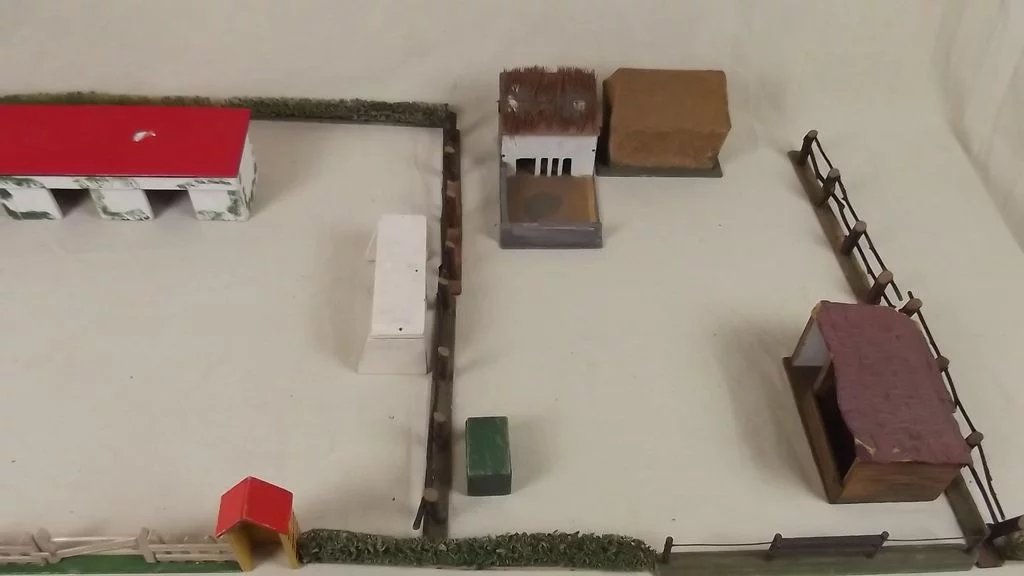c1950 Farm Model, Made in Britain - Image 4