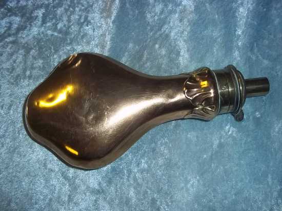 19th Century Brass James Dixon & Sons of Sheffield Powder Flask - Image 3