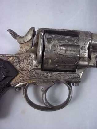 Deactivated German 6 shot .32 Cal Revolver - Image 4