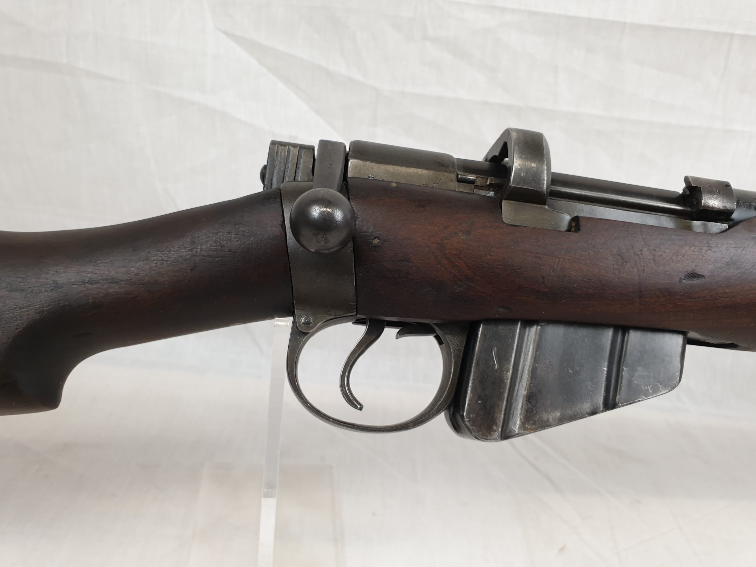 A Deactivated 1942 Dated Lee Enfield Mk III by Lithgow - Image 9