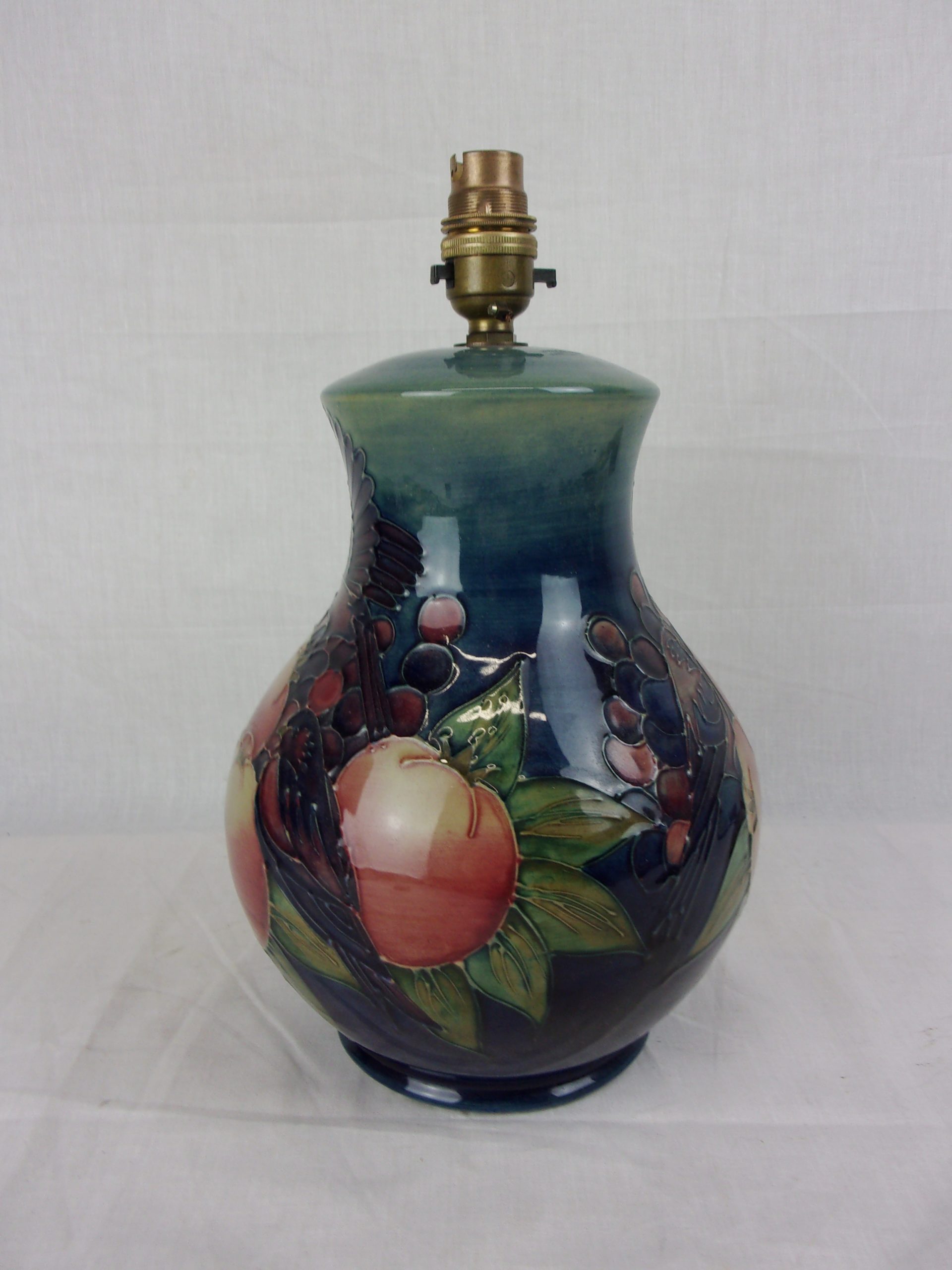 Moorcroft Blue Finches Ovoid Table Lamp - Image 8
