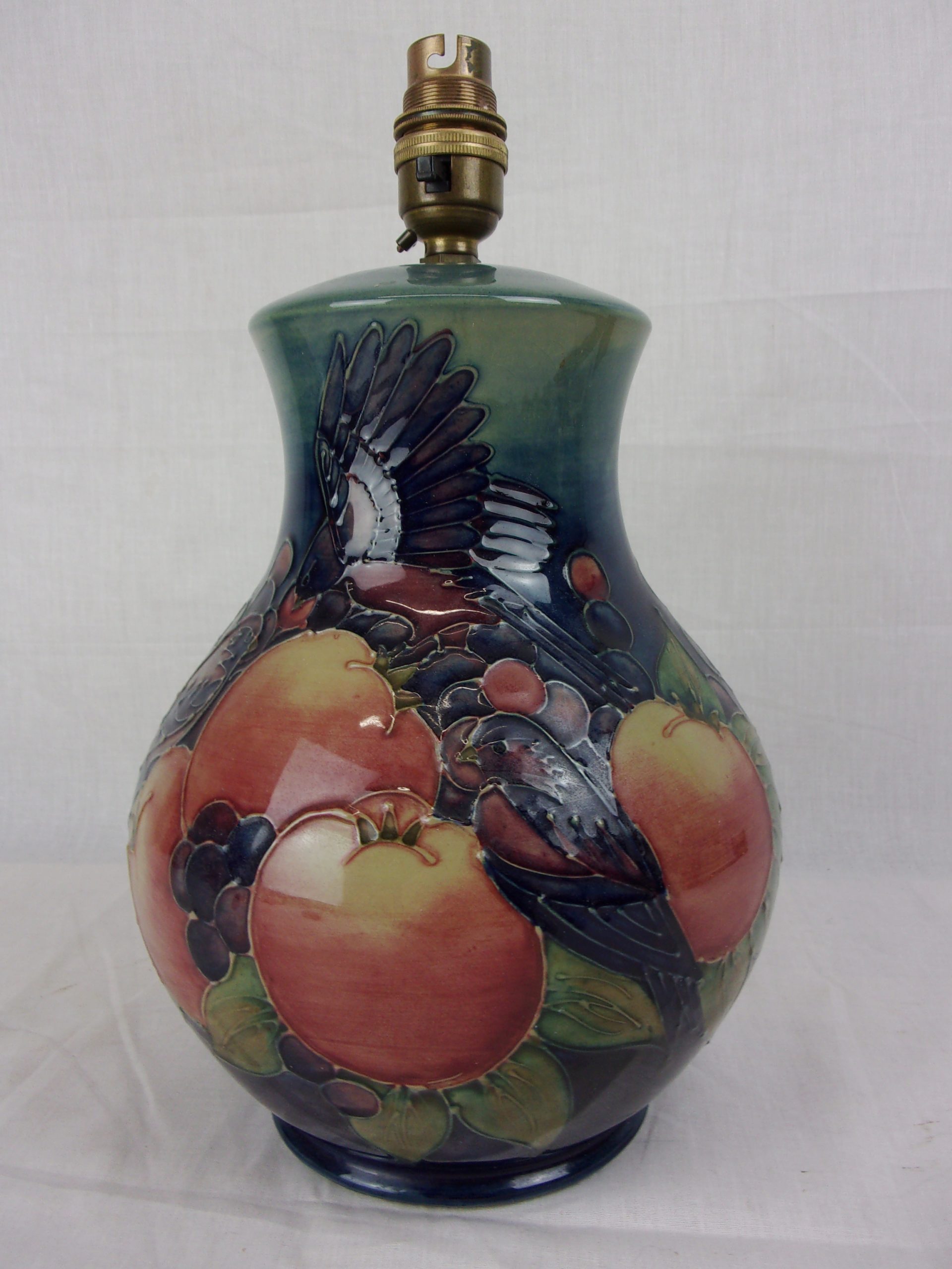 Moorcroft Blue Finches Ovoid Table Lamp - Image 6