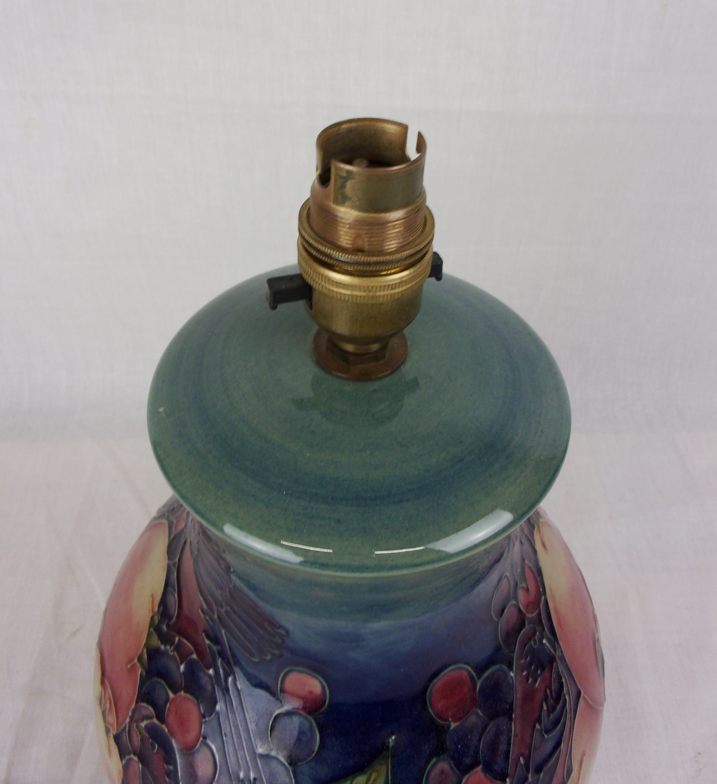 Moorcroft Blue Finches Ovoid Table Lamp - Image 2