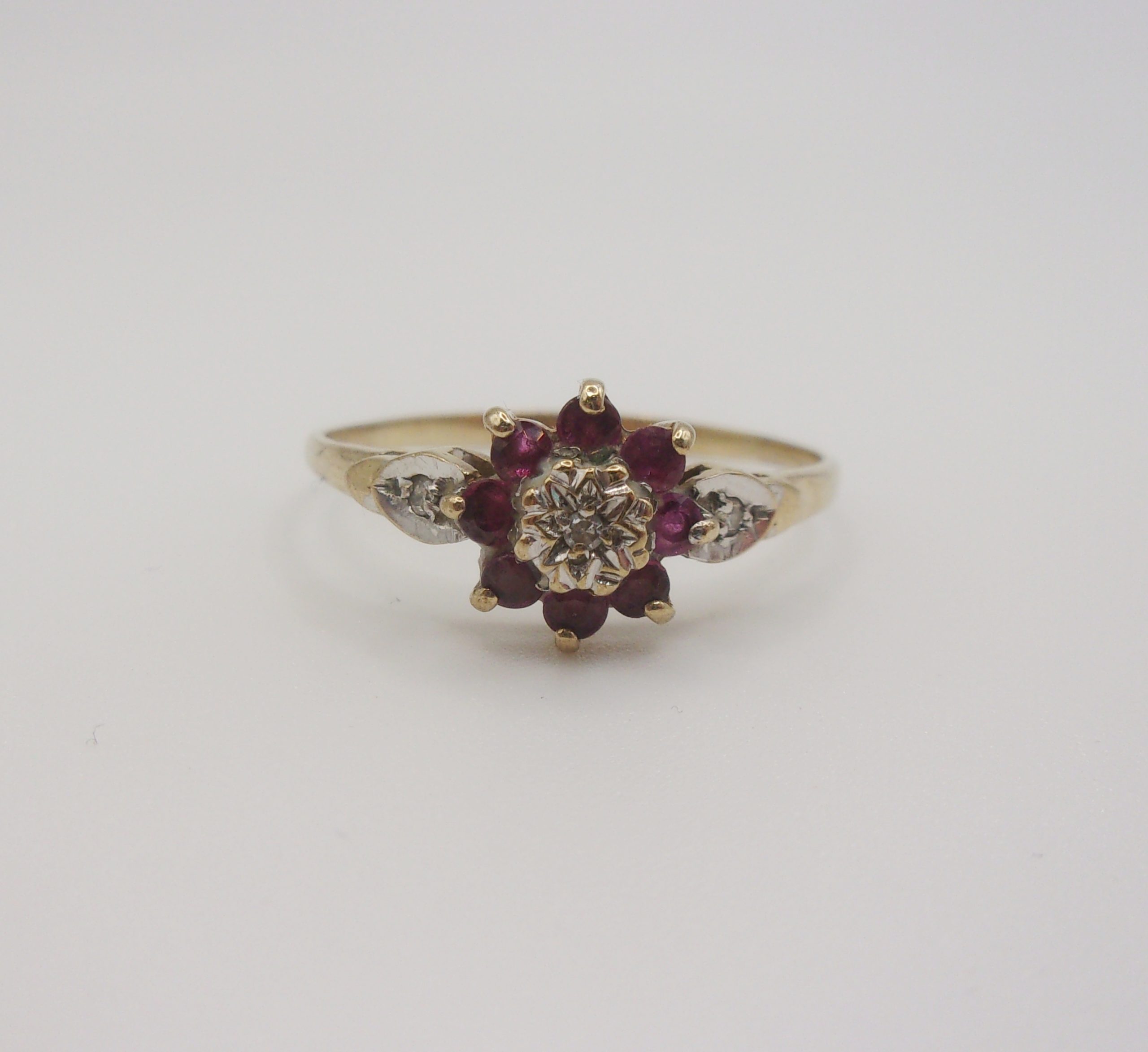9ct Yellow Gold Ruby & Diamond Flower Head Ring UK Size V+ US 11