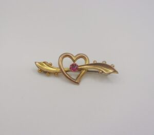 9ct Yellow Gold Love Heart Paste Brooch