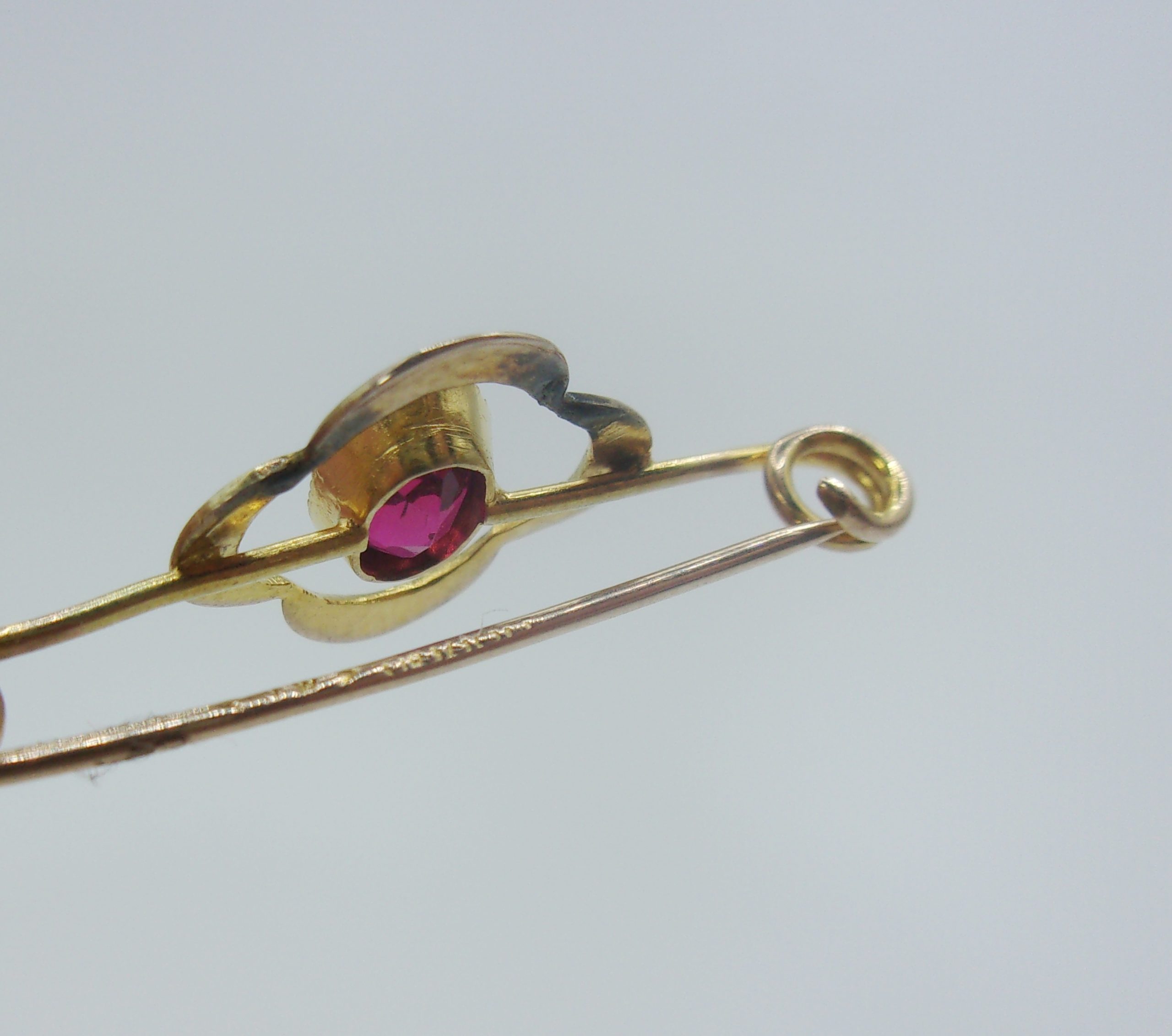 9ct Yellow Gold & Paste Flower Brooch - Image 4
