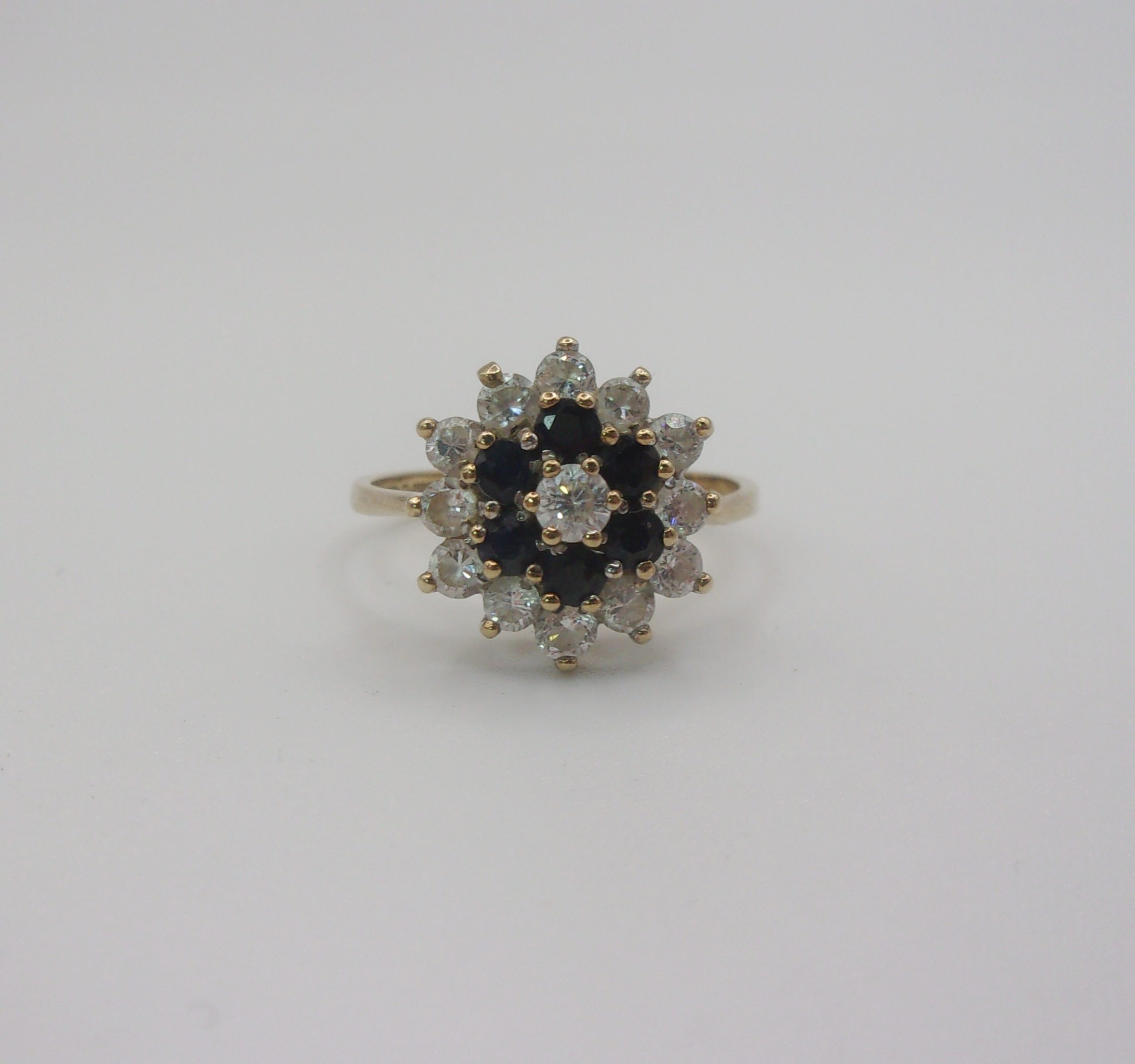 9ct Yellow Gold Sapphire & Cubic Zirconia Flower Head Ring UK Size M+ US 6 ¼