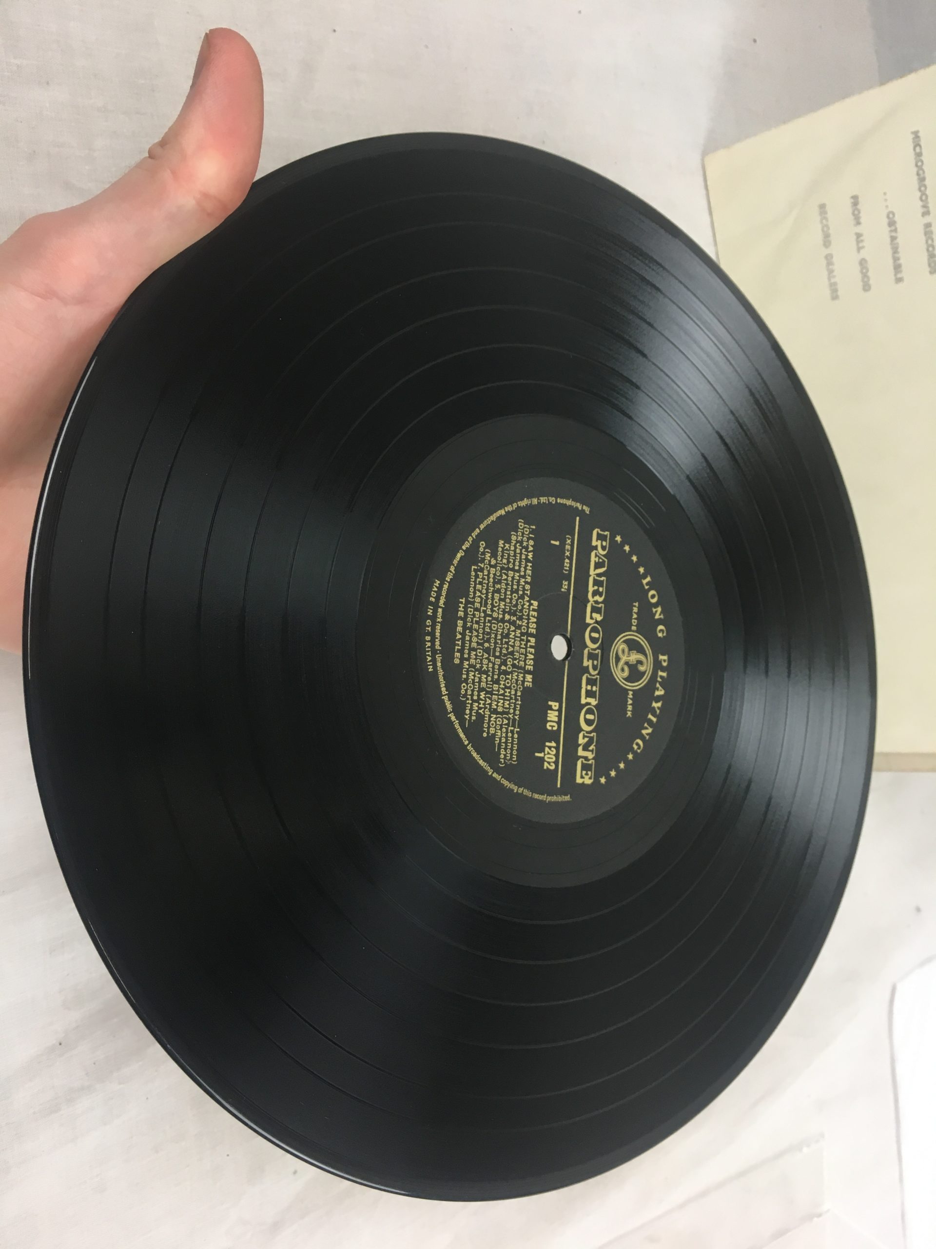 The Beatles Please Please Me Vinyl LP Mono Gold/Black Label with Dick James Credits - Image 7