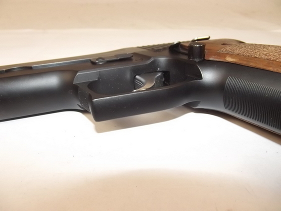 Deactivated P226 Sig Sauer Automatic Pistol - Image 11