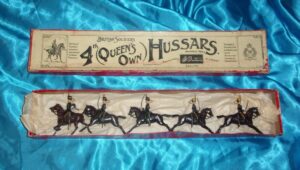 Britains Toy Soldiers Set 8 4th Queens Own Hussars In A Whisstock Box