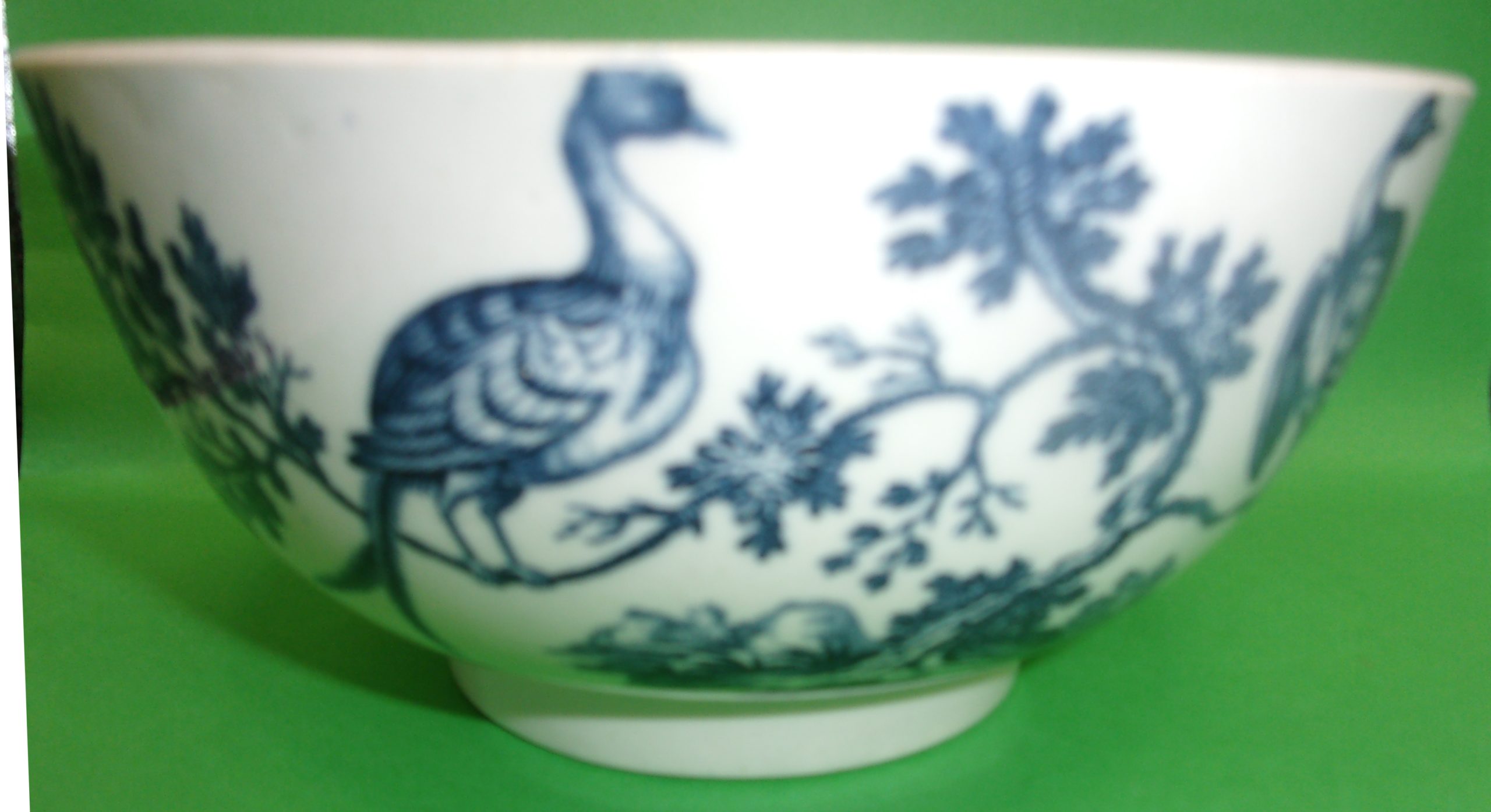 18th Century Worcester Porcelain Slop Bowl With The Birds In Branches Pattern - Image 5