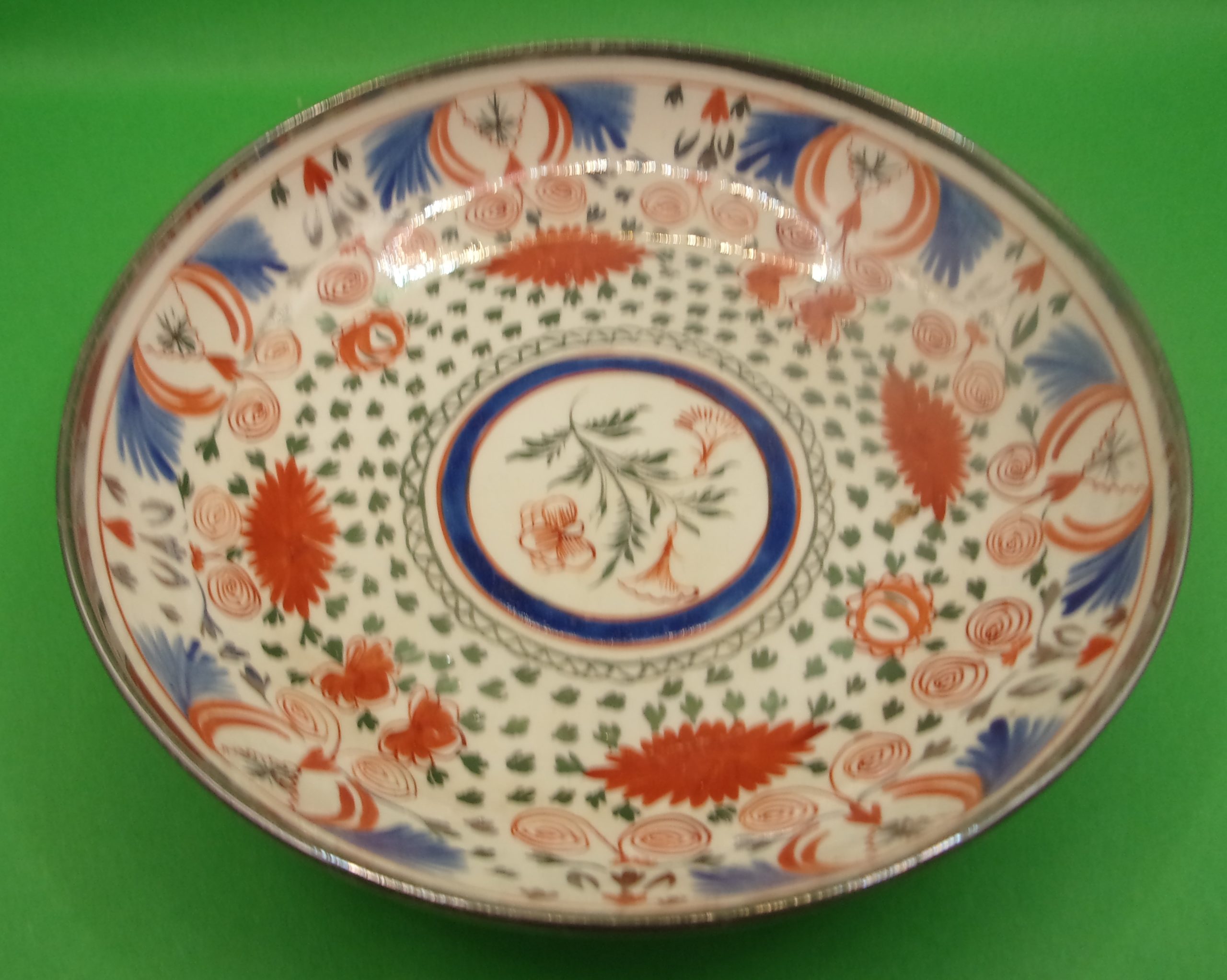 18th Century English Porcelain Teacup And Saucer In Polychrome Enamels With Silvering - Image 9