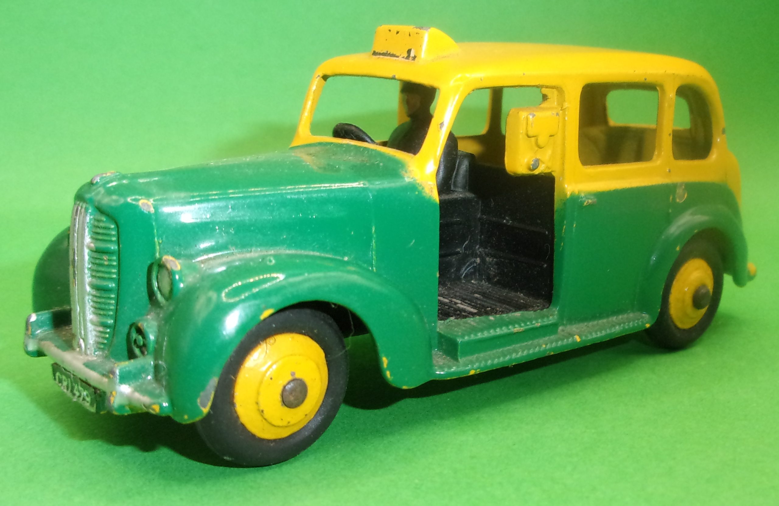 Boxed Dinky Toys 254 Austin Taxi 1956-59 Two Tone - Image 8