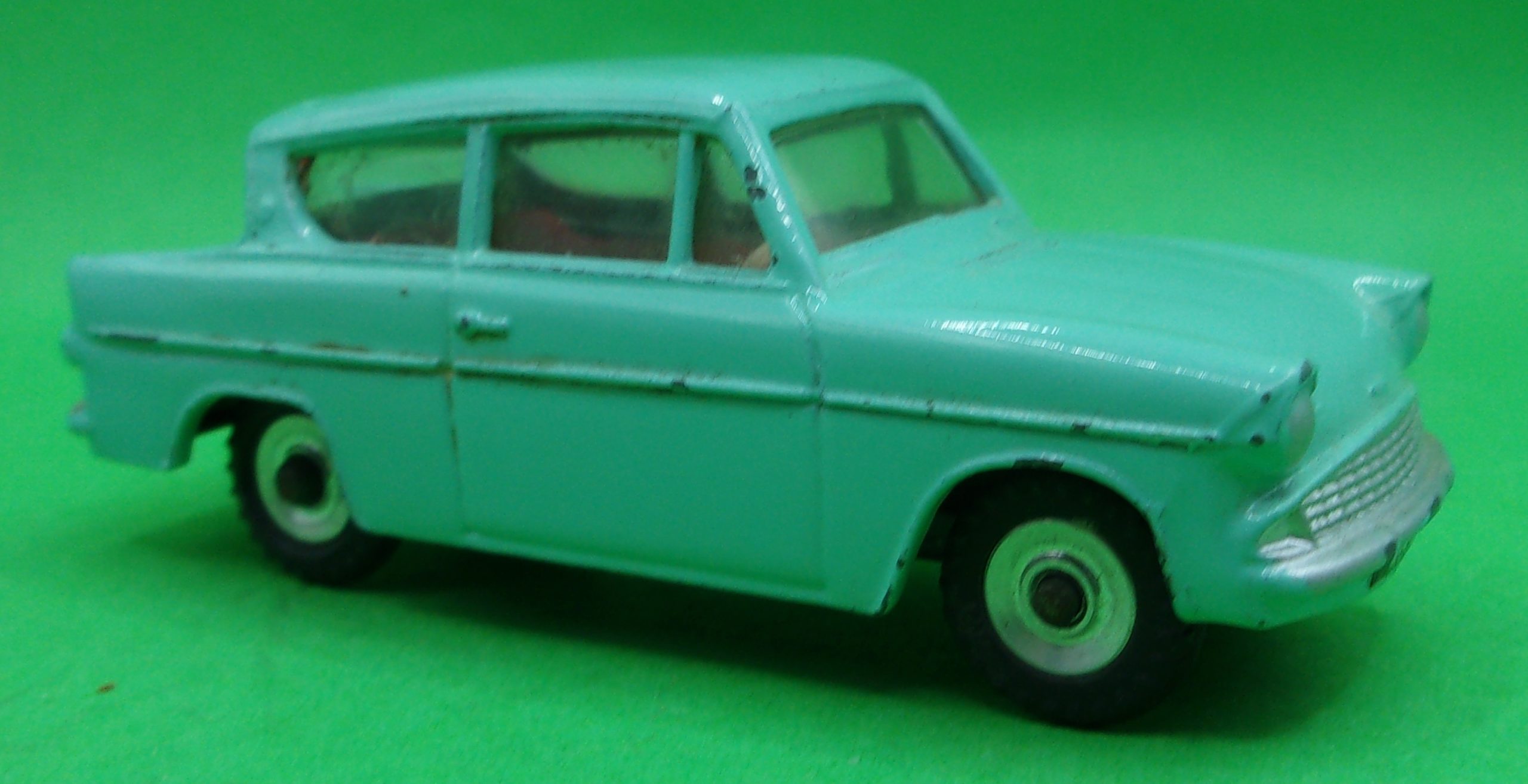 Boxed Dinky Toys 155 Ford Anglia - Image 3
