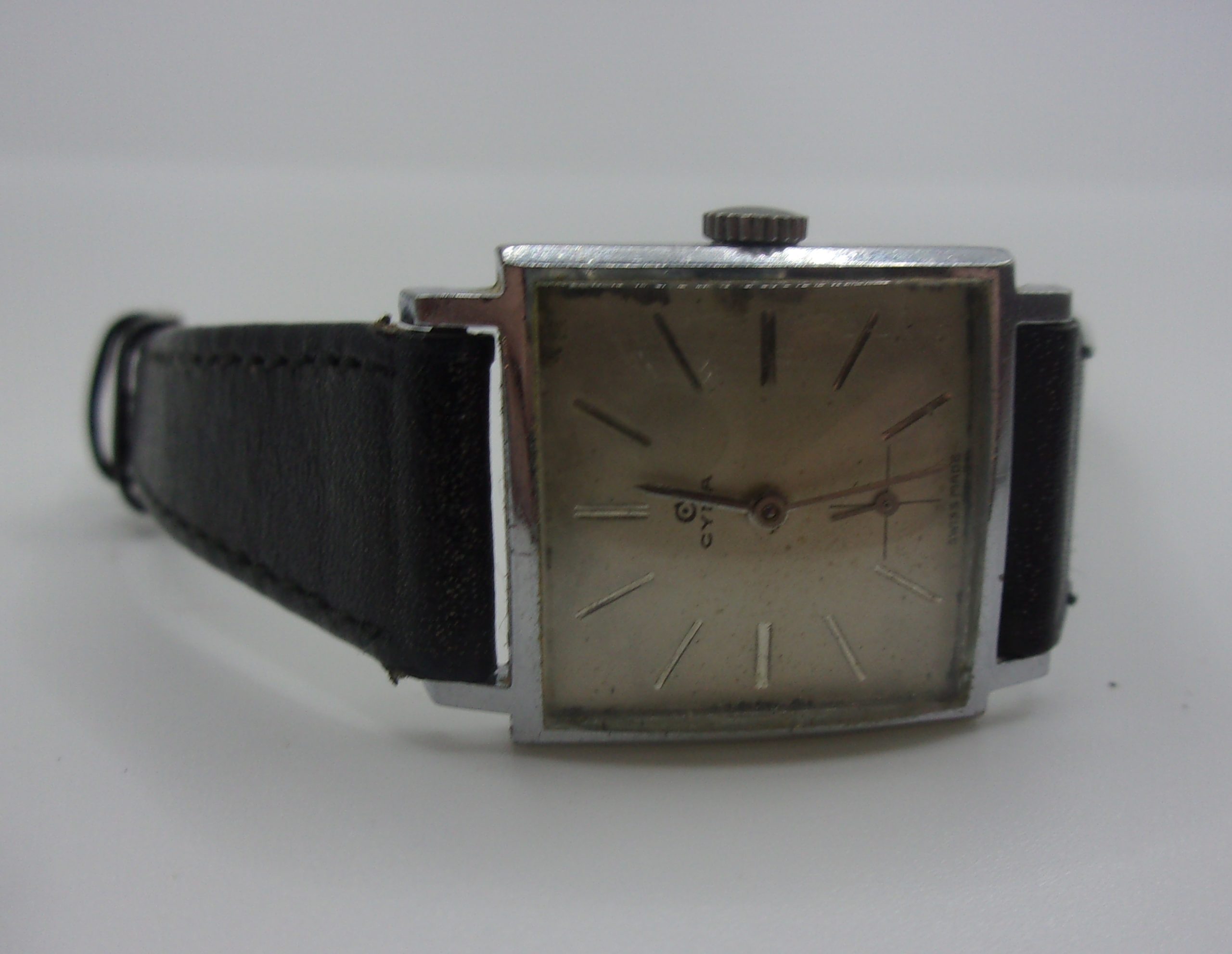 Circa 1970 Swiss Cyma Manual Wind Ladies Watch
