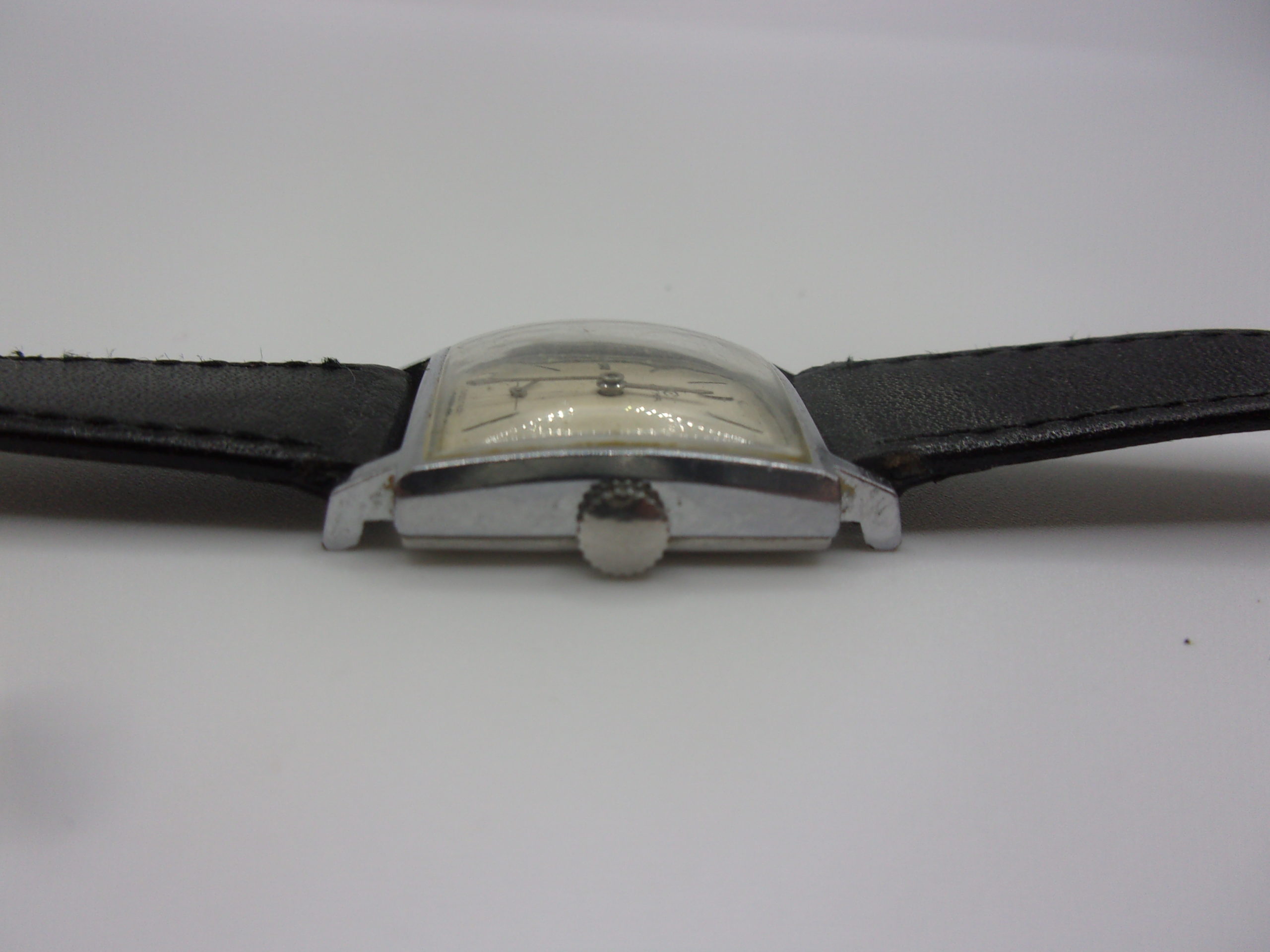Circa 1970 Swiss Cyma Manual Wind Ladies Watch - Image 3